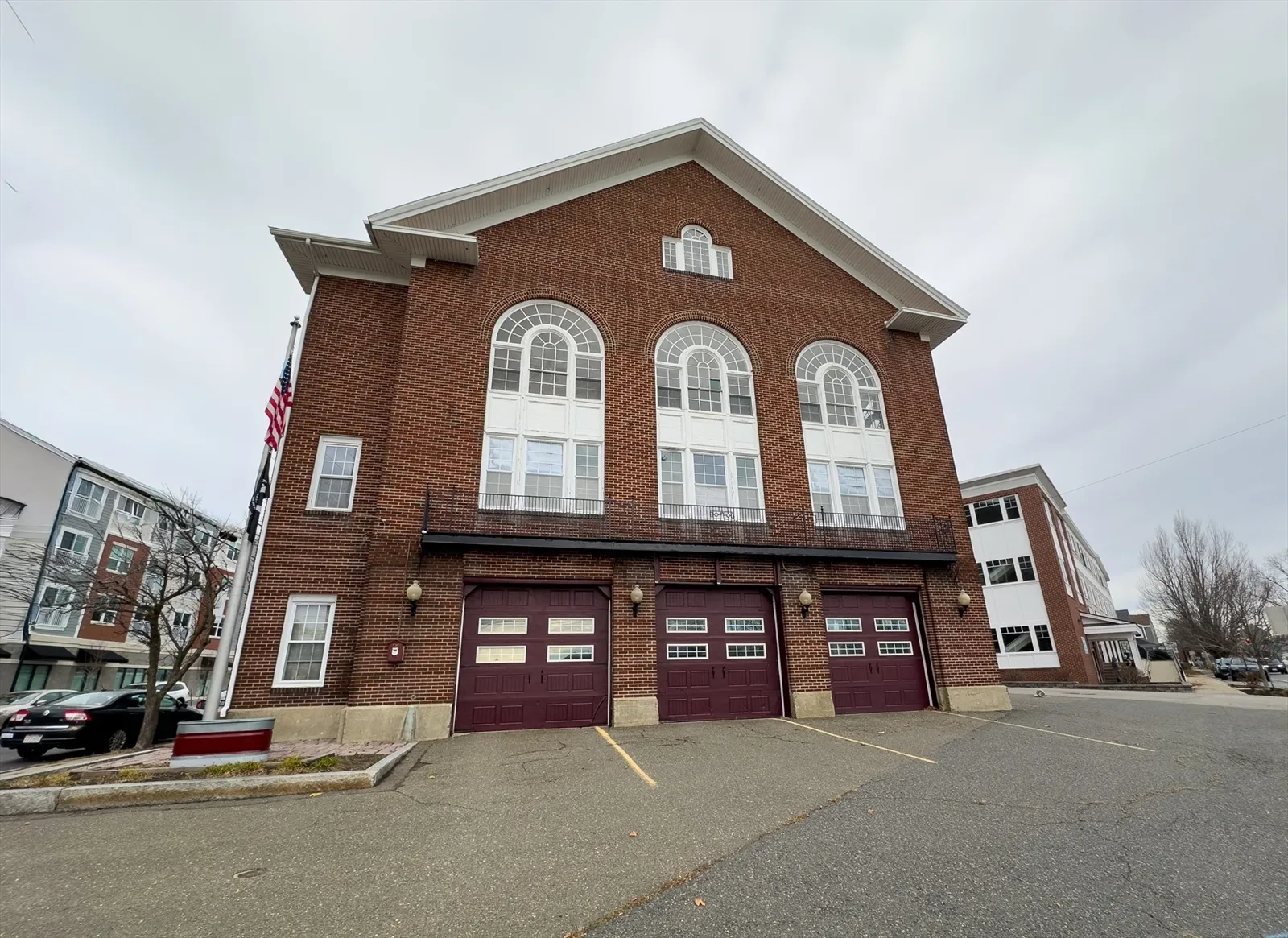 135 Maple Street, photo 3